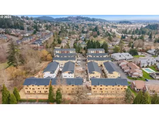 Photo #6: 24388478 Listing