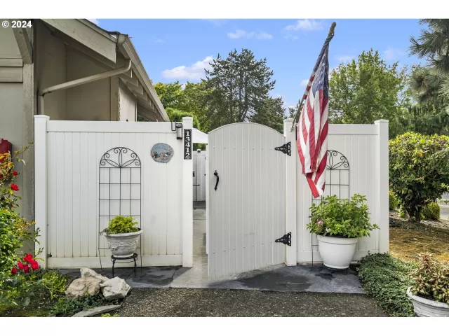 MLS: 24389216 Condo For Sale