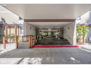 Photo #2: 24391032 Listing 