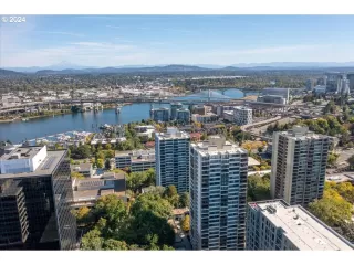 Photo #4: 24391032 Listing 