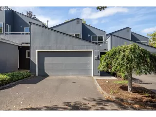 Photo #1: 24391890 Listing 