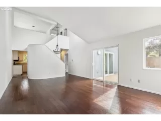 Photo #4: 24391890 Listing 