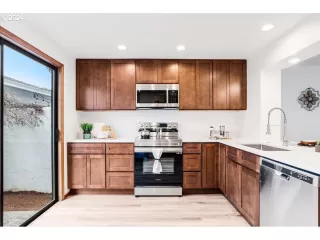 Photo #1: 24391932 Listing 