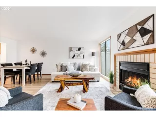 Photo #4: 24391932 Listing 