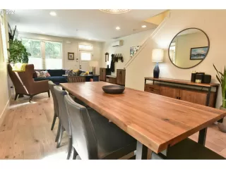 Photo #2: 24393472 Listing 