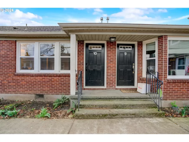 MLS: 24393566 Condo For Sale