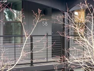 Photo #3: 24393880 Listing