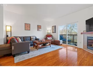 Photo #1: 24394090 Listing