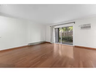 Photo #4: 24394113 Listing 