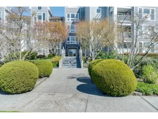 Photo #3: 24395244 Listing 