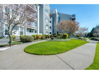 Photo #4: 24395244 Listing 