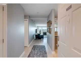 Photo #5: 24395244 Listing 