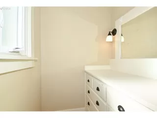 Photo #5: 24395537 Listing 