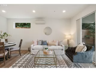 Photo #1: 24395671 Listing 