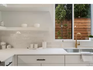 Photo #6: 24395671 Listing 