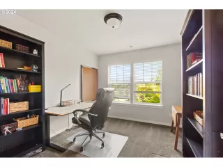 Photo #1: 24398627 Listing