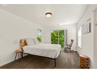 Photo #6: 24398627 Listing