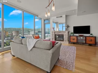 Photo #5: 24398645 Listing