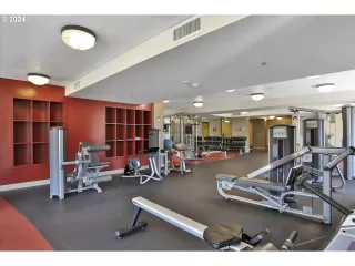 Photo #2: 24398736 Listing