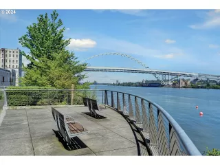 Photo #4: 24398736 Listing