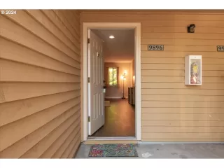 Photo #2: 24400546 Listing 