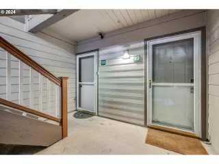 Photo #3: 24401319 Listing