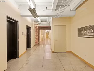 Photo #5: 24401931 Listing 