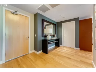 Photo #1: 24402302 Listing