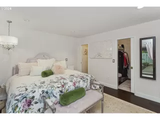 More Details about MLS # 24404127 : 6290 BELMONT WAY