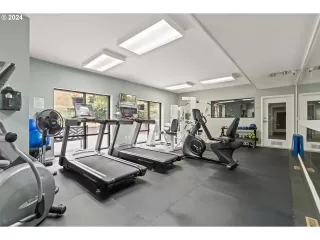 Photo #3: 24405280 Listing 