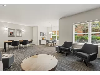 Photo #5: 24405280 Listing 