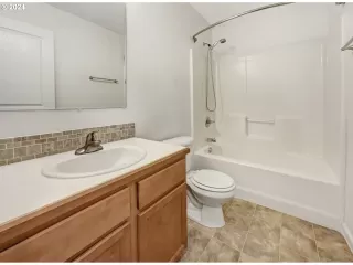 Photo #4: 24405920 Listing 