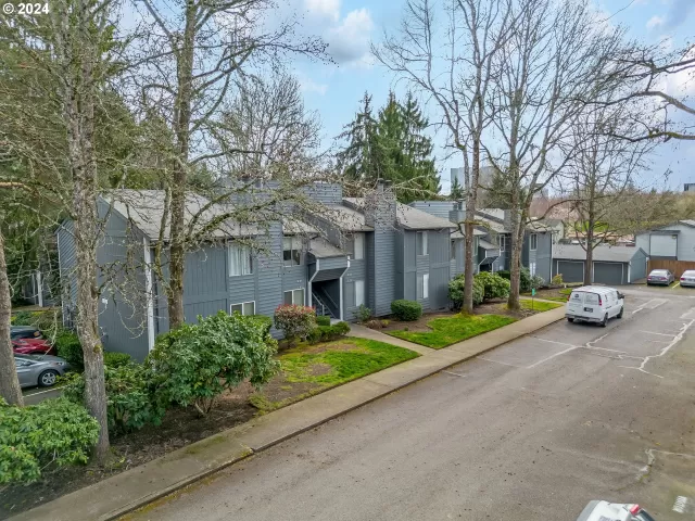 MLS: 24406360 Condo For Sale