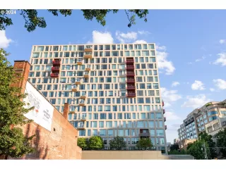 Photo #1: 24407976 Listing