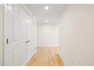 Photo #1: 24408322 Listing 