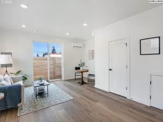 Photo #4: 24408731 Listing