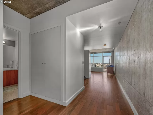 MLS: 24409742 Condo For Sale