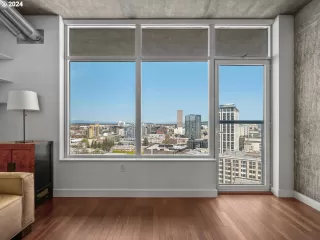 Photo #3: 24409742 Listing