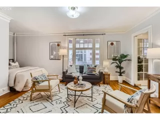 Photo #3: 24410774 Listing