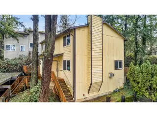 More Details about MLS # 24411453 : 5035 SW PASADENA ST