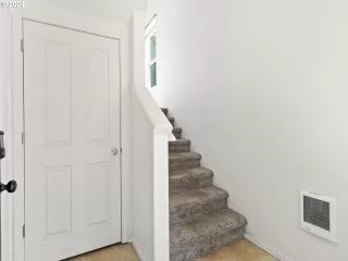 Photo #1: 24412401 Listing