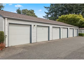 Photo #2: 24412574 Listing 