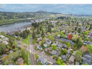 Photo #2: 24414221 Listing