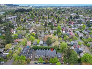 Photo #3: 24414221 Listing