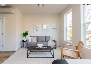 Photo #5: 24416923 Listing 