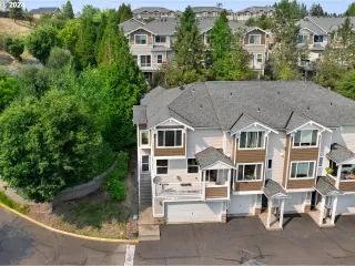 Photo #1: 24417221 Listing