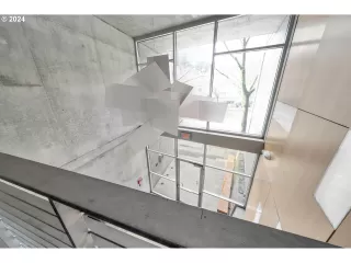 Photo #2: 24420103 Listing