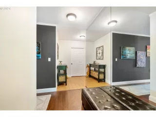 Photo #3: 24420195 Listing 