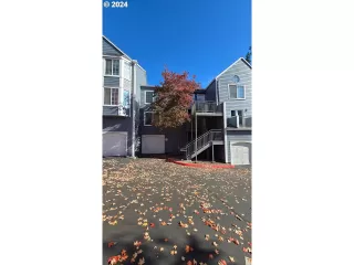 Photo #1: 24420782 Listing 