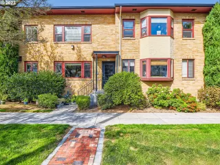 Photo #1: 24422441 Listing